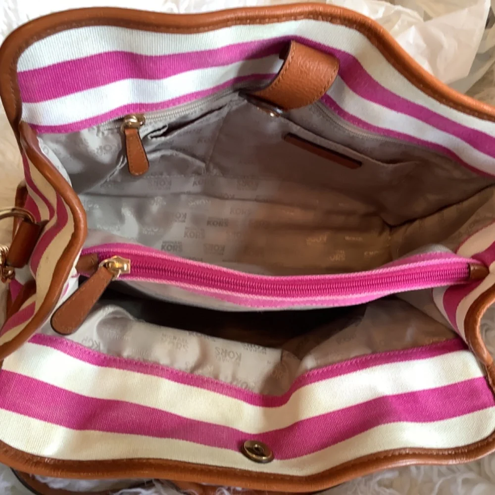 MICHAEL Michael KORS Fusia/pink and White Striped Canvas leather Hamilton Large - Picture 10 of 15